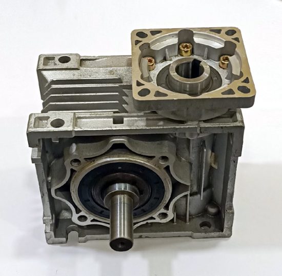 20:1 Ratio Silver Worm Gearbox For 750w Servo Motor G307 - Image 4