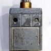 OMRON D4C-1202 250V/AC 5A SPDT Roller Plunger Limit Switch LS06 - Image 3
