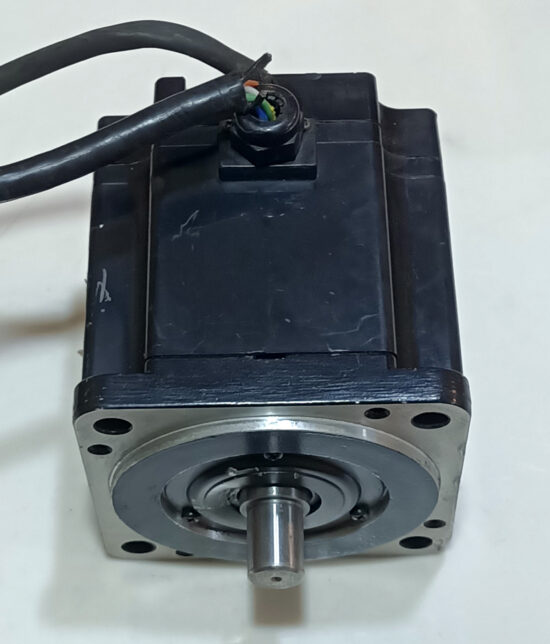 YASKAWA 400W (0.4Kw) SGMP-04A3G32 AC Servo Motor SM799 - Image 4