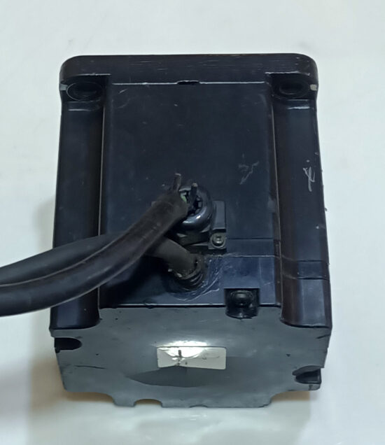 YASKAWA 400W (0.4Kw) SGMP-04A3G32 AC Servo Motor SM799 - Image 5