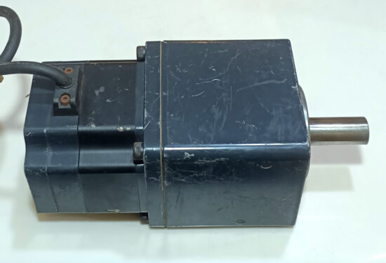 ORIENTAL MOTOR Vexta ASM98AC-N36 3.41V/DC 1.1A Closed Loop Stepping Motor STM217 - Image 3