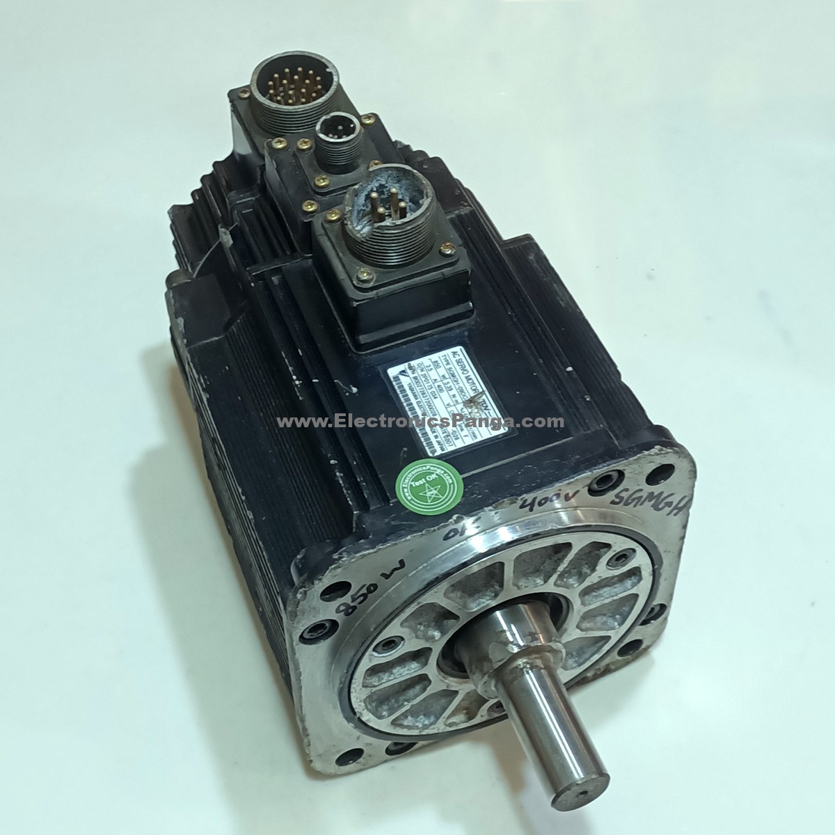 YASKAWA 850W (0.85Kw) SGMGH-09DCA2H AC Servo Motor SM803