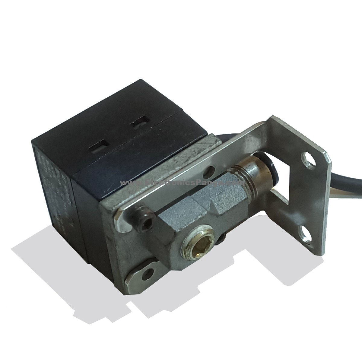 KEYENCE AP-31Z 12-24V/DC 5-Wires Digital Pressure Switch Sensor N340 - Image 5