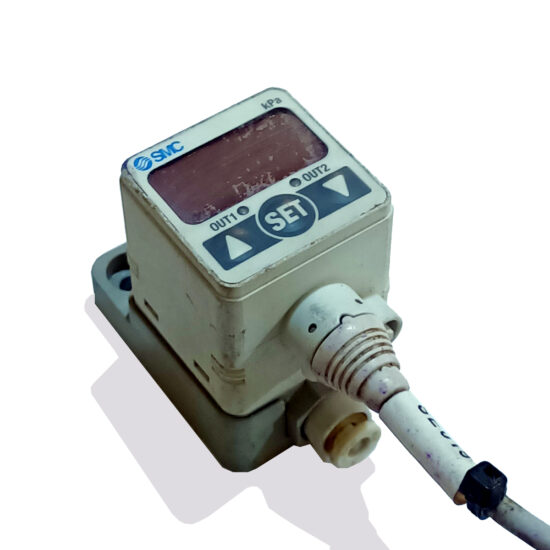 SMC ZSE40-C4-22L-M 5-Wires 12-24V/DC Digital Pressure Switch Sensor N342