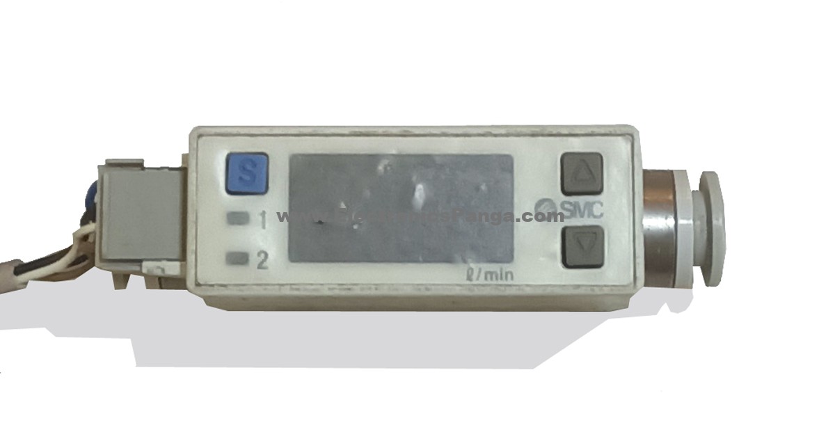 SMC PFM711-C8-C 28V 80mA Digital Flow Switch N356 - Image 2