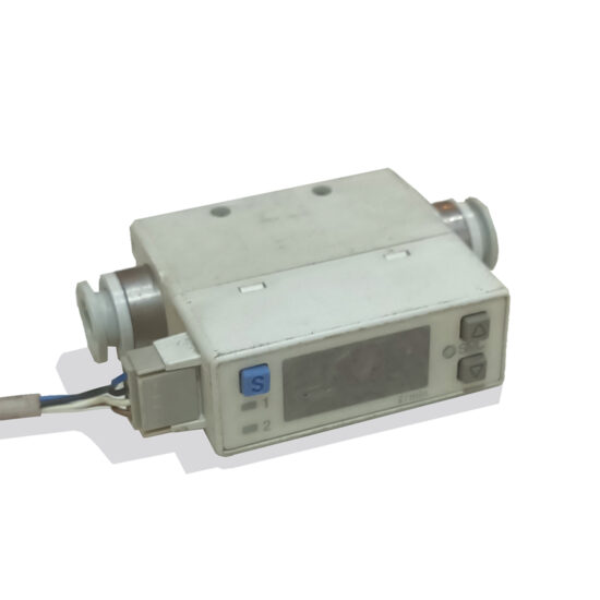 SMC PFM750-C6-C 28V 80mA Digital Flow Switch N385