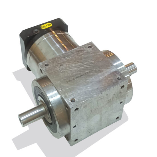 APEX DYNAMICS 5:1 Ratio AT090FL-S2 Worm Gearbox For 750w Servo Motor G1283