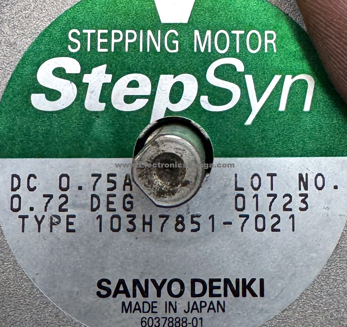 SANYO DENKI 103H7851-7021 0.75A 5-Phase 0.72°/Step Stepping Motor STM362 - Image 2