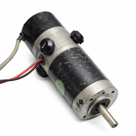 YASKAWA 24V/DC 2500Rpm DC Motor DCM204