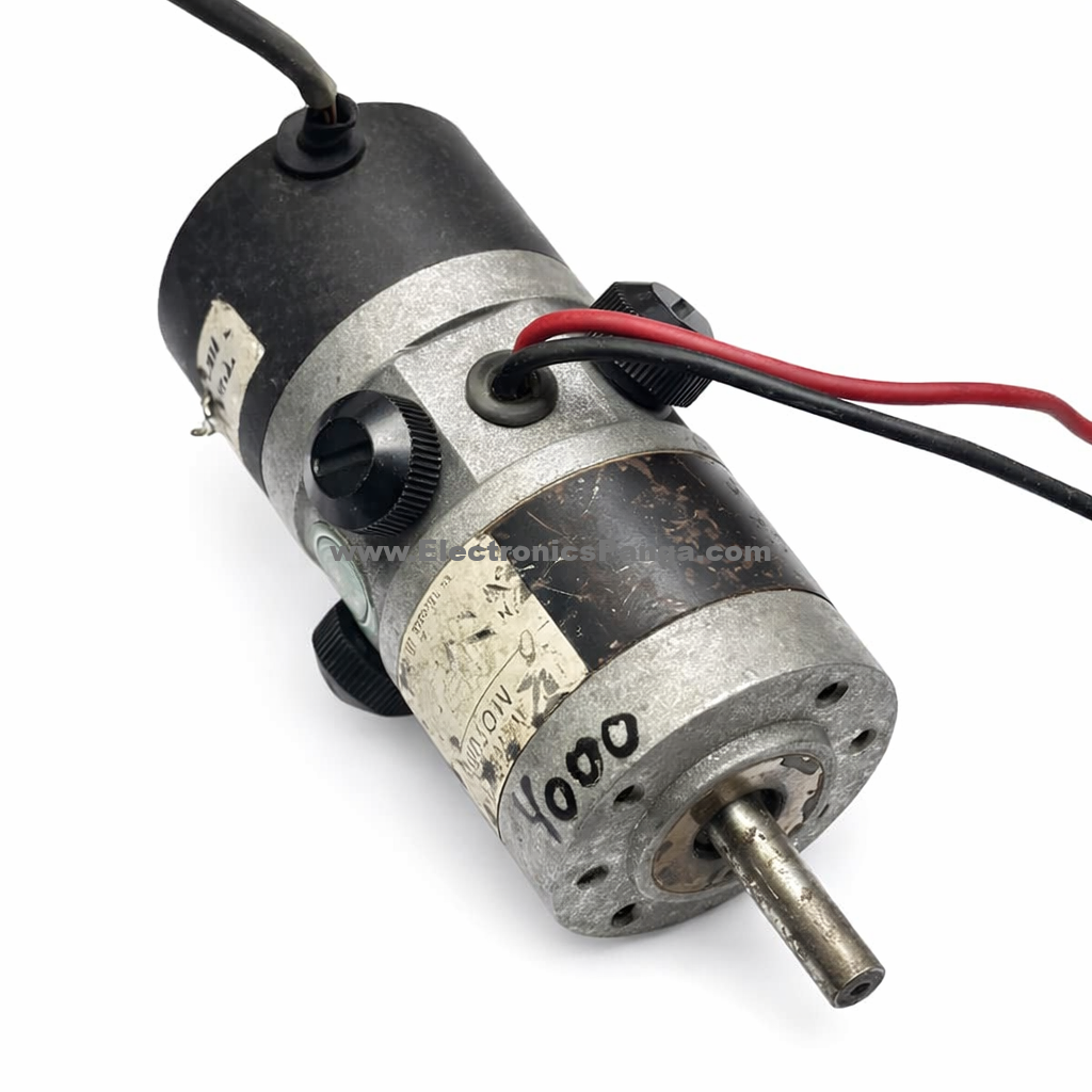YASKAWA R02SAKOE 24V/DC 4000Rpm DC Motor DCM202