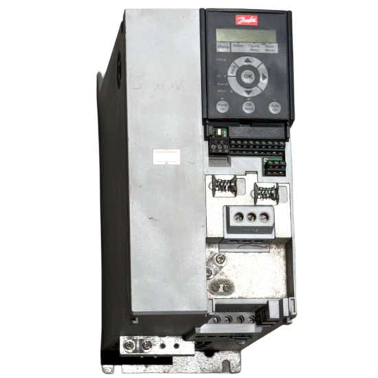 DANFOSS VLT 15kw (15000w) 20Hp FC-101P15KT4E20H4XXCXXXSXXXXAXBXCXXXXDX Inverter NR51
